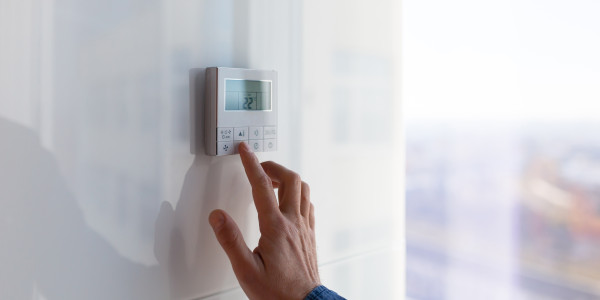 Reformas Integrales de Oficinas y Despachos en Terrassa · Instalación Domótica y Automatización