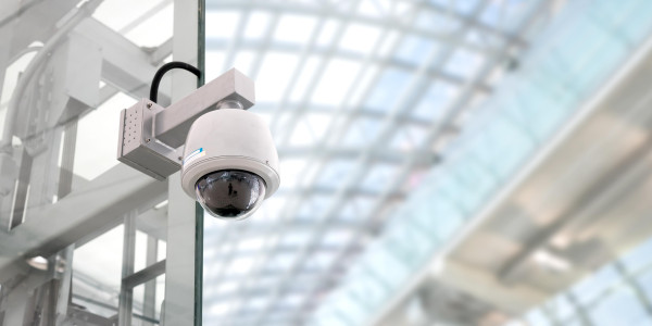 Reformas Integrales de Tiendas y Locales  Comerciales en Terrassa · Instalación Sistemas de Seguridad y Videovigilancia